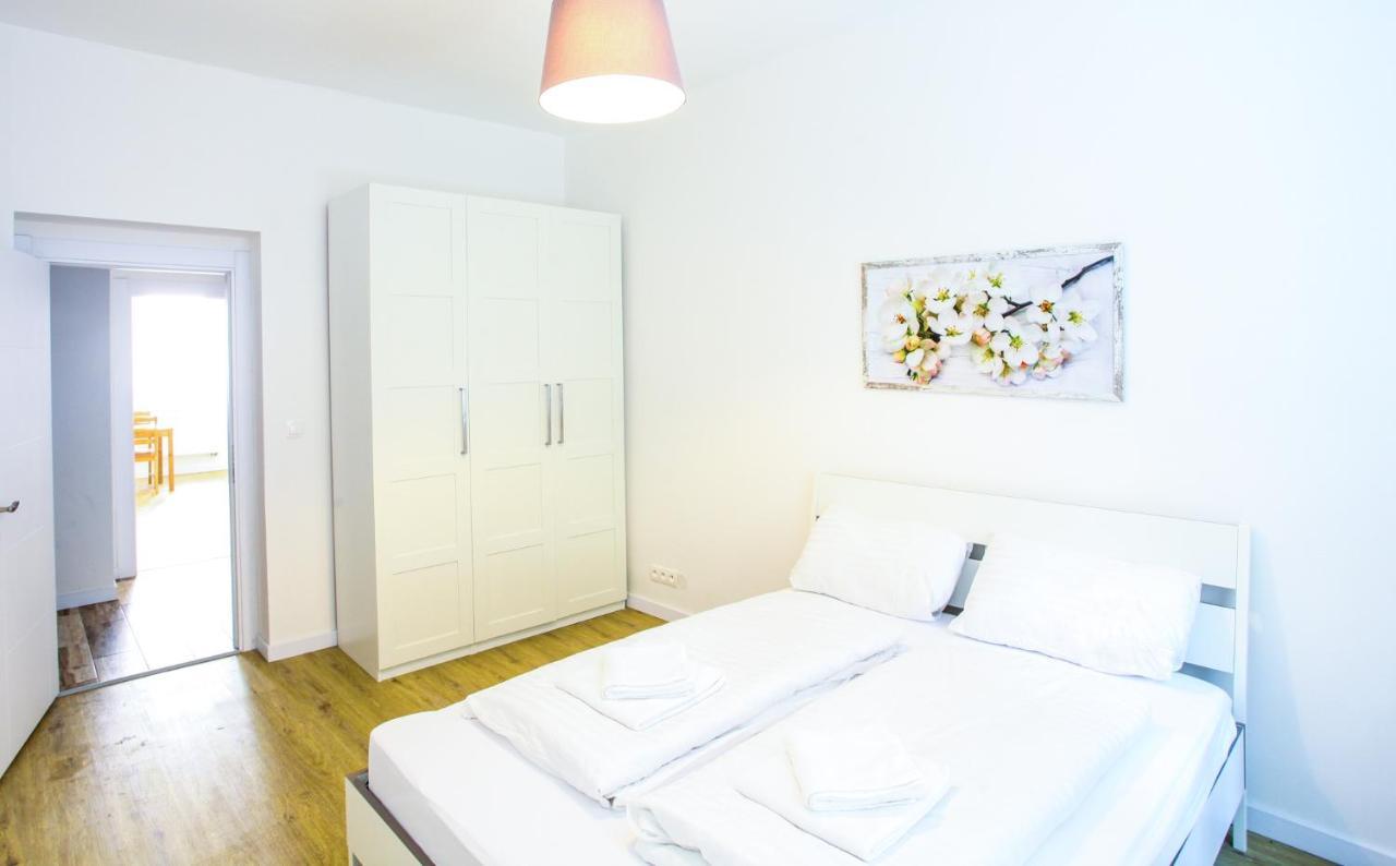 Churchill Apartments Prága Kültér fotó