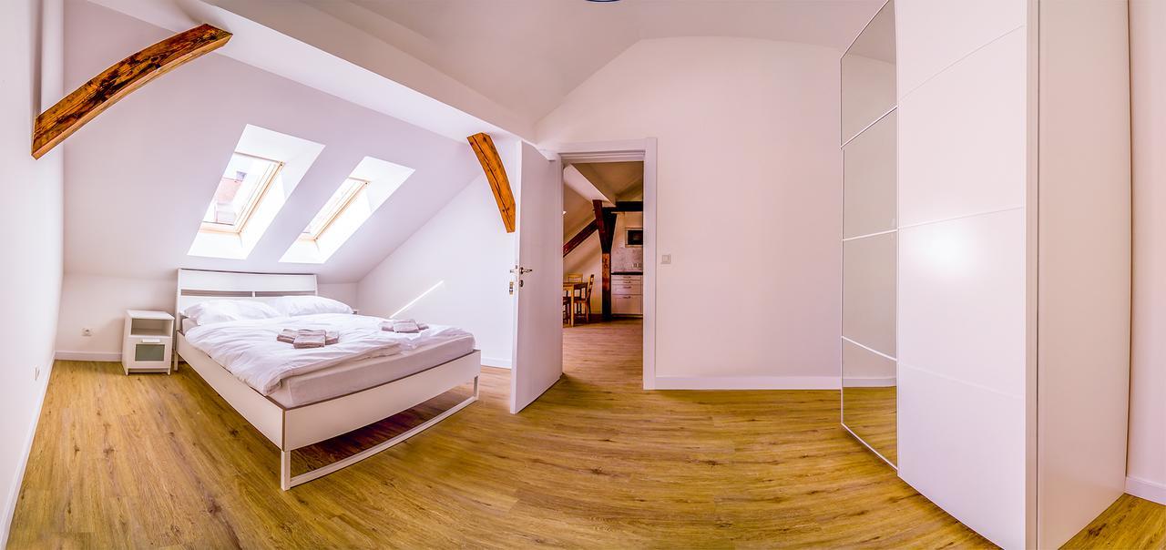 Churchill Apartments Prága Kültér fotó