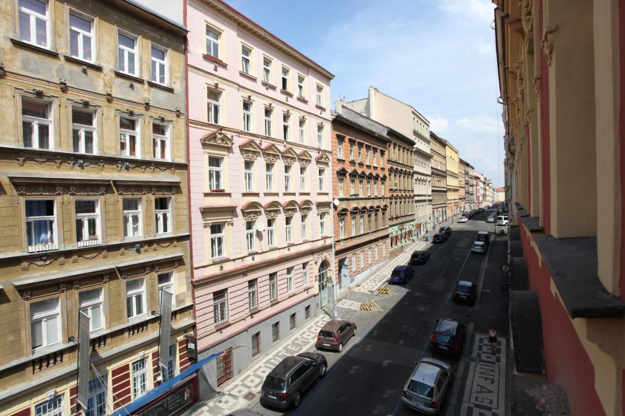 Churchill Apartments Prága Kültér fotó